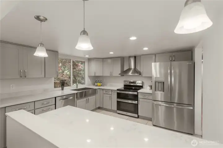 New lighting throughout. New lighting throughout.