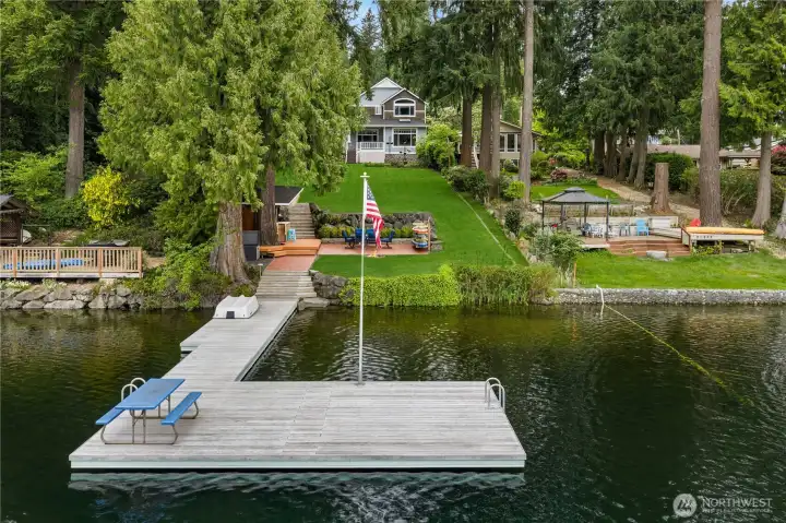 Exquisite Pine Lake Dock and private access Exquisite Pine Lake Dock and private access