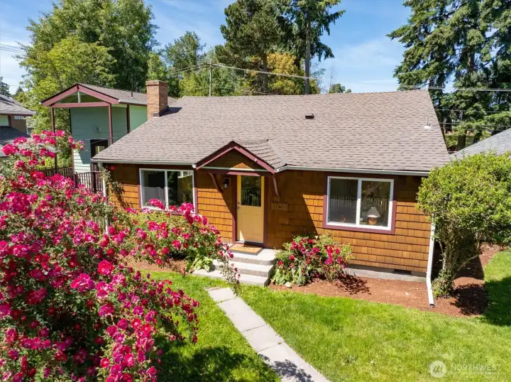 Main Residence | A bright, one-level rambler at the heart of Maker's Acre. Main Residence | A bright, one-level rambler at the heart of Maker's Acre.