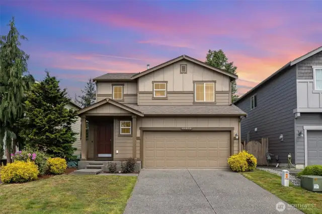Welcome to this charming home in a fantastic community!