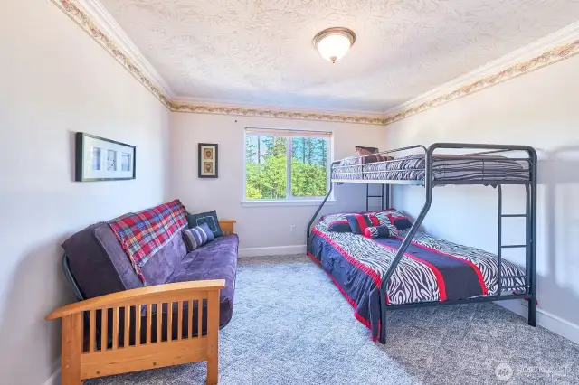 2nd bedroom on the east side