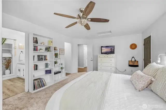 Main Level Primary Suite has a Private Entrance for Endless Possibilitues.