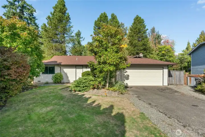Home situated in cul de sac across street from Grass Lawn Park