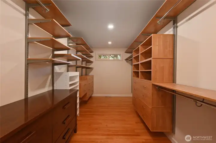 Walk-in Closet