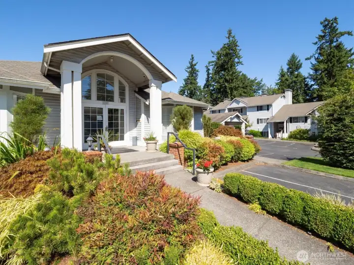 Another look at the cabana with building K in the background