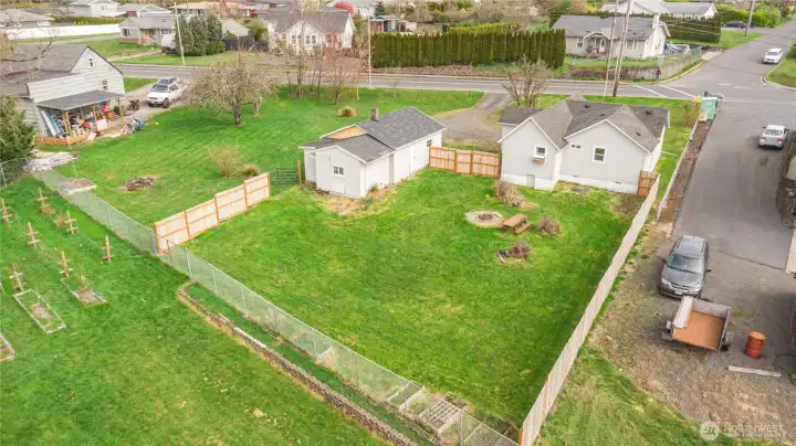 Look at this YARD!  14,000+ Sq Ft Lot