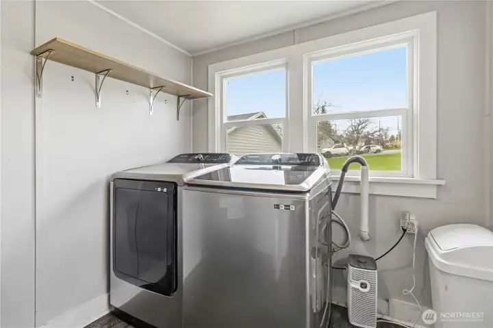 Laundry Room off Kitchen