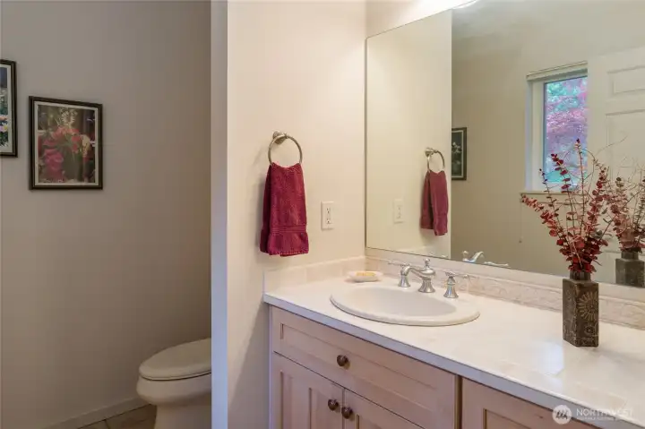 Powder room.