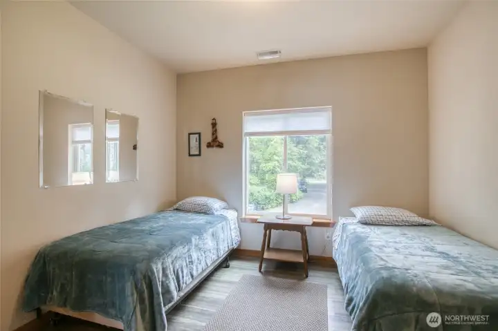 The 2nd floor guest bedroom....