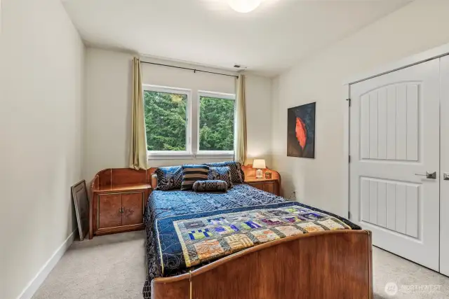 3rd bedroom (upstairs)