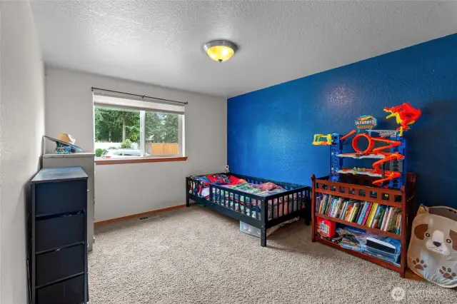 2nd Bedroom