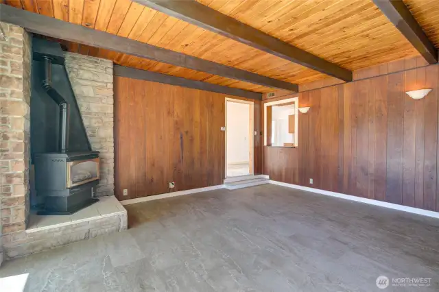 Family room, cont