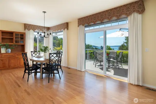 Built in hutch in the dining room is included.