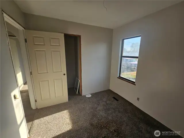 Upstairs Bedroom 2