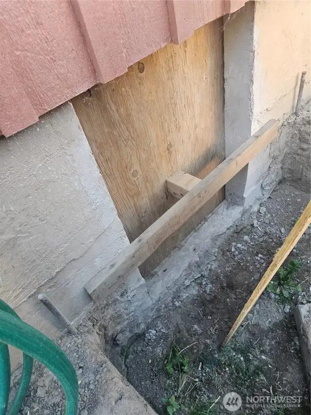 Unfinished egress window 2