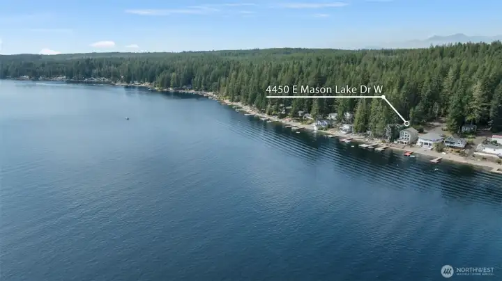 Mason Lake is known for how large and beautiful it is. That ain't no lie.