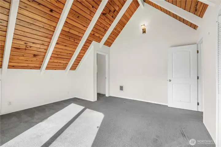 2nd upstairs bedroom