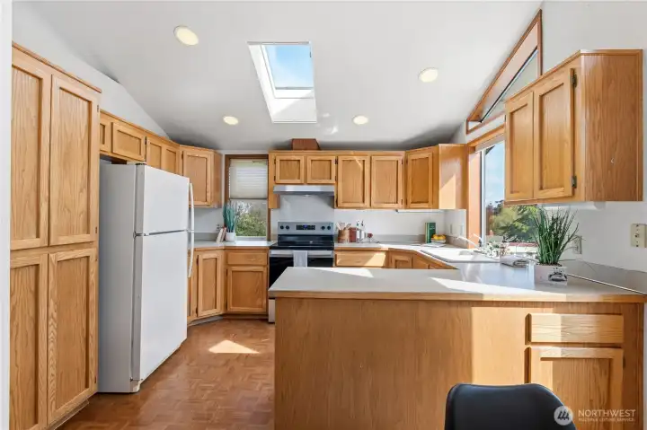 Ample storage for all of your kitchen gadgets.