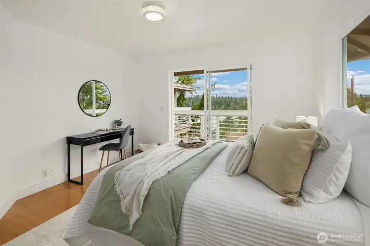 2nd bedroom upstairs.