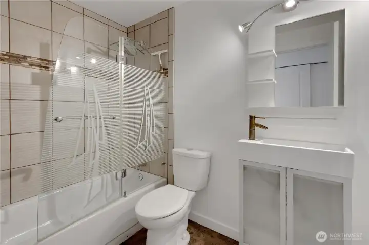 Up stairs hallway bathroom