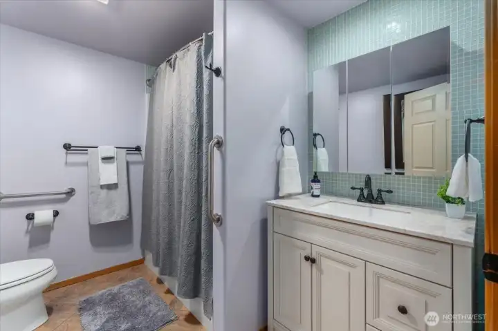 Main floor full bath