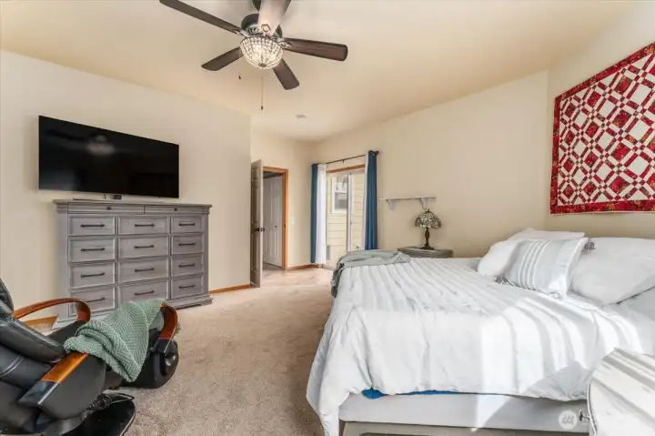 Main floor primary bedroom