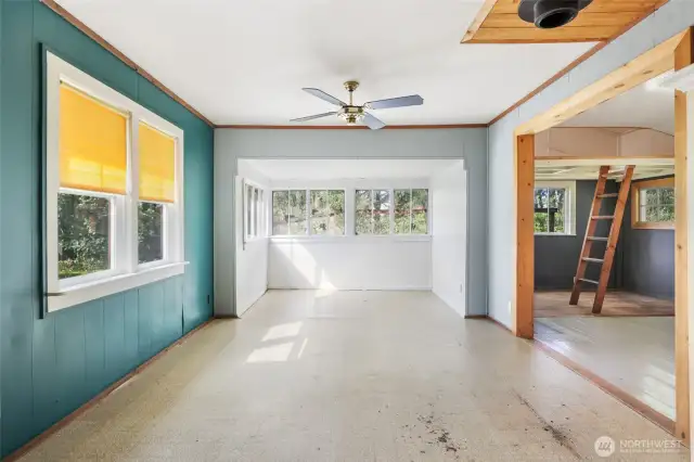 Living room, dining room, tv room