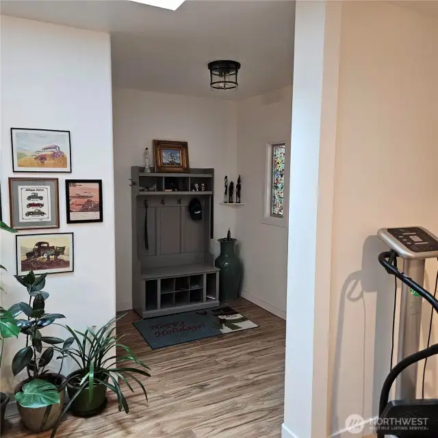 Spacious Entryway