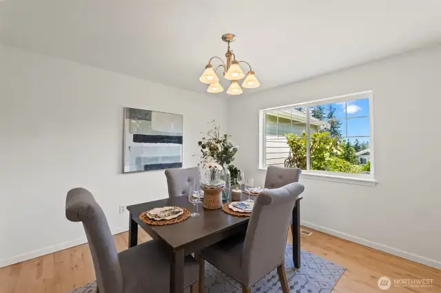 So light and bright in the dining room