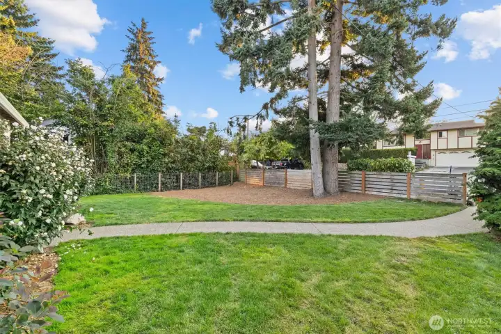 Giant yard