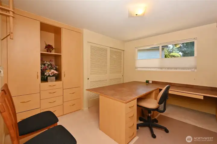 Bedroom/sewing room