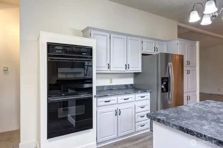 Double wall ovens, bakers dream