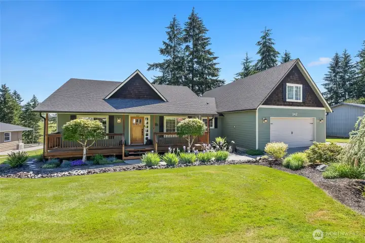 3 bed, 2.75 bath, 2860 sq ft, on 5 acres in Chehalis, WA 3 bed, 2.75 bath, 2860 sq ft, on 5 acres in Chehalis, WA