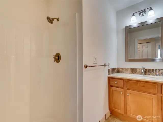Bathroom - Walk-In Shower