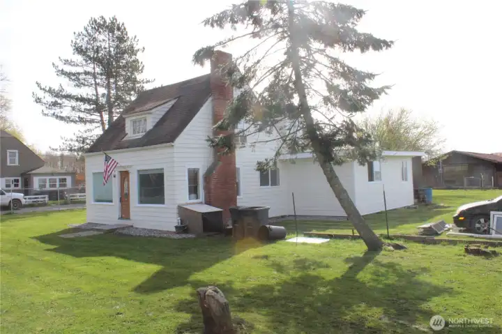 Welcome Home-New paint outside!