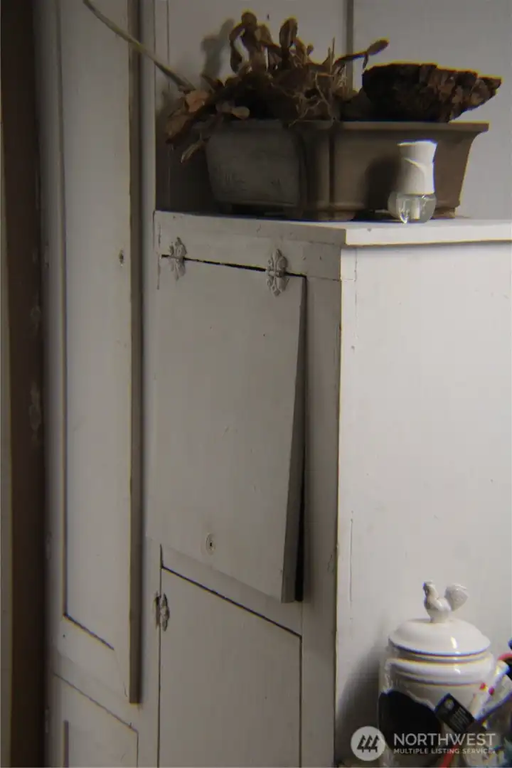 the 1930's built ins are still in the house, so much character