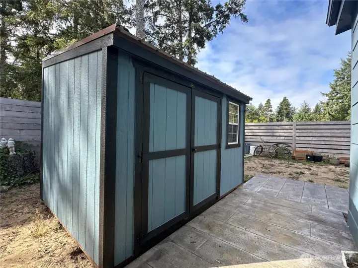 8x10 storage shed