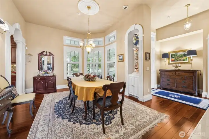Large Formal Dining Room