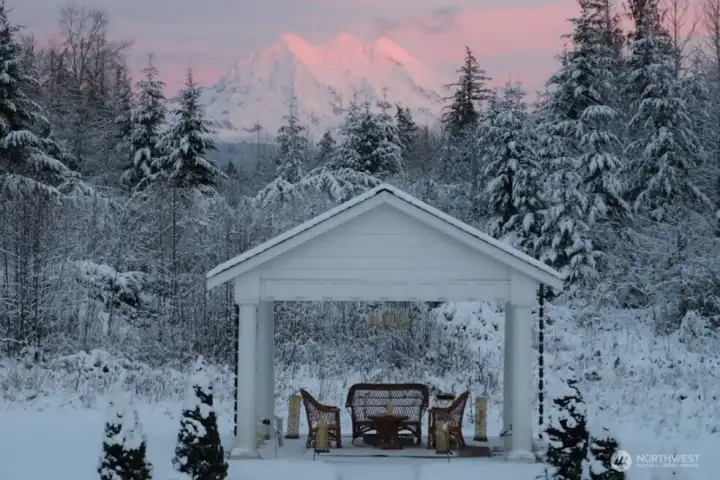 Pavilion with Mt. Rainier view.