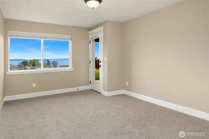 The downstairs additional room offers flexible space—ideal for guests, a home gym, crafting studio, or extra storage. Also easy access to the back patio.