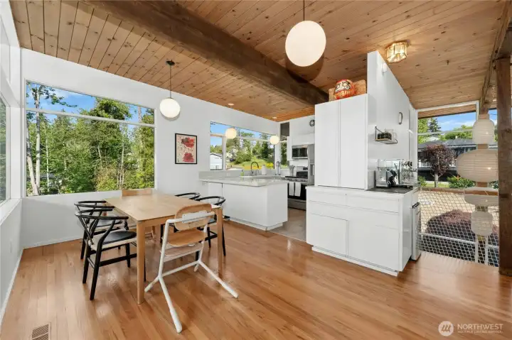 Dining room & kitchen