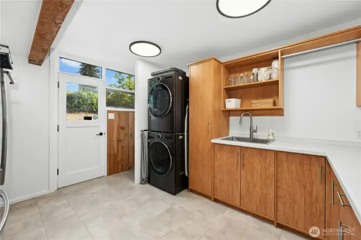 Laundry/mud room