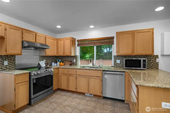 Stainless appliances, stove, hood, dishwasher, microwave Stainless appliances, stove, hood, dishwasher, microwave