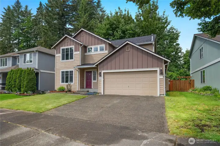 Driveway provides 2 additional parking spaces Driveway provides 2 additional parking spaces