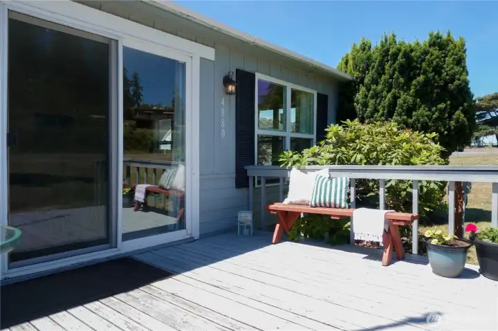 Front Deck Front Deck