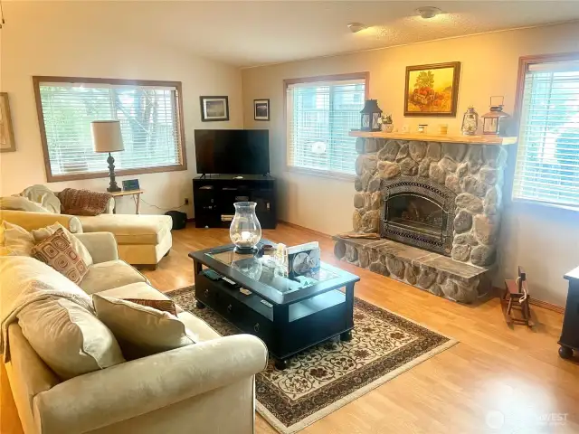 Lovely furniture included