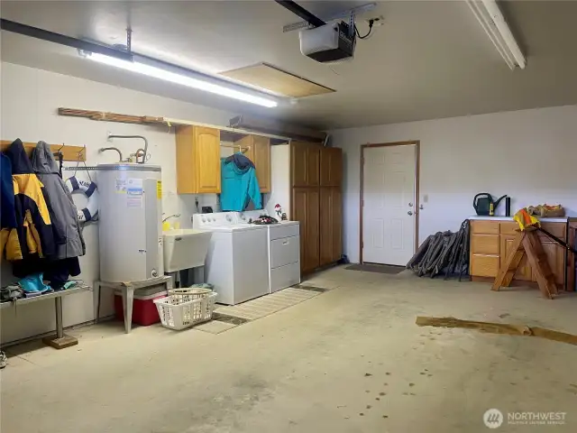 large garage with washer and dryer
