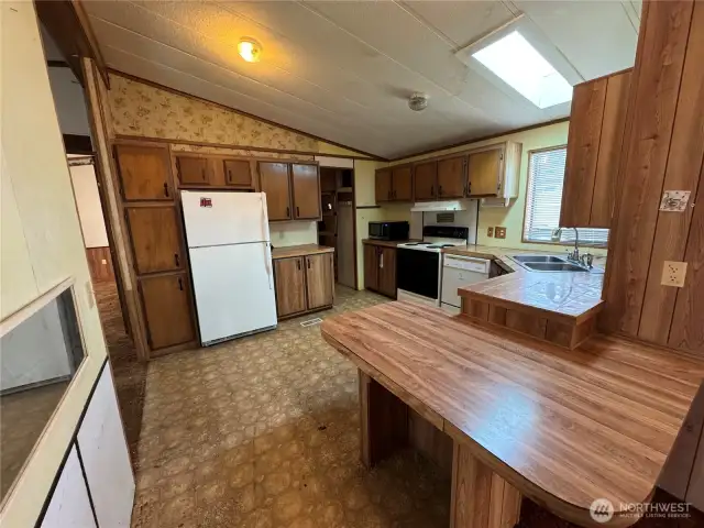 Kitchen with Lots of Counter Space.