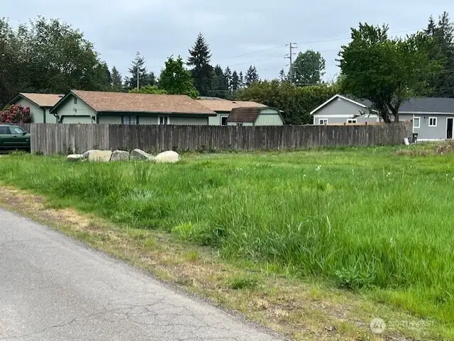 Wouldn't stick built cottages and a nice mother-in-law unit for each go well here?