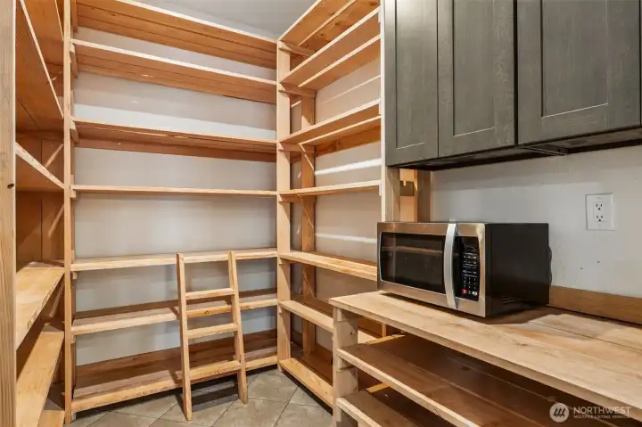 Large walk in Pantry Large walk in Pantry